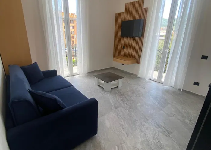La Casa Della Stazione * لا سبيتسْيا